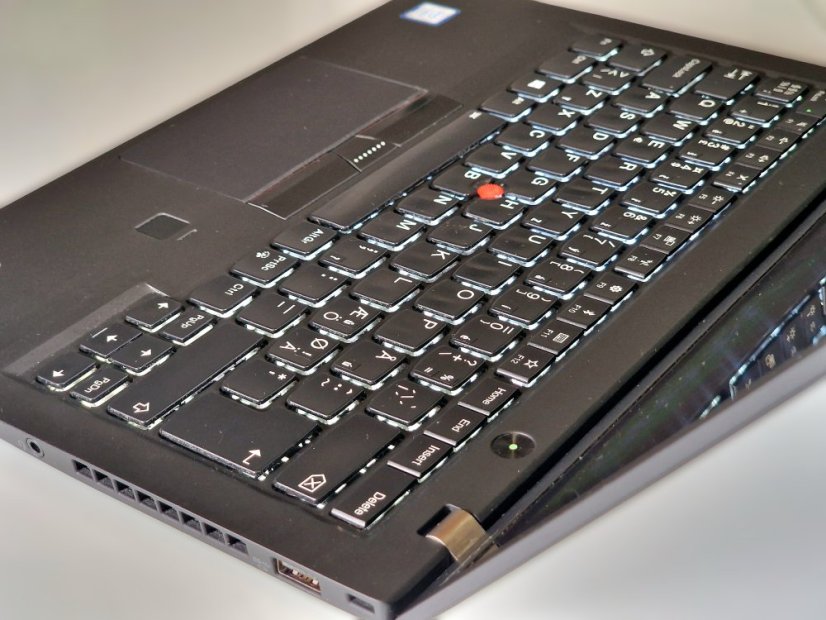 Notebook Lenovo ThinkPad X1 Carbon Gen6 • ZÁRUKA 12M • 14 FHD • Intel Core i7-8550U • Intel UHD Graphics 620 • 16 GB • 512 SSD • WIN11