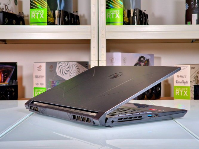 Herní notebook MSI BRAVO 15 - ZÁRUKA 24M | 15,6" 144 Hz | AMD Ryzen 7 7735HS | RX 6550M | 16GB DDR5 | 1000 SSD | WIN11