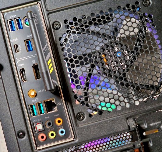 Herní PC sestava compraider - ZÁRUKA 12M | AMD Ryzen 7 + vodní chlazení Corsair | RTX 2070 8GB | 32GB | 1 TB SSD