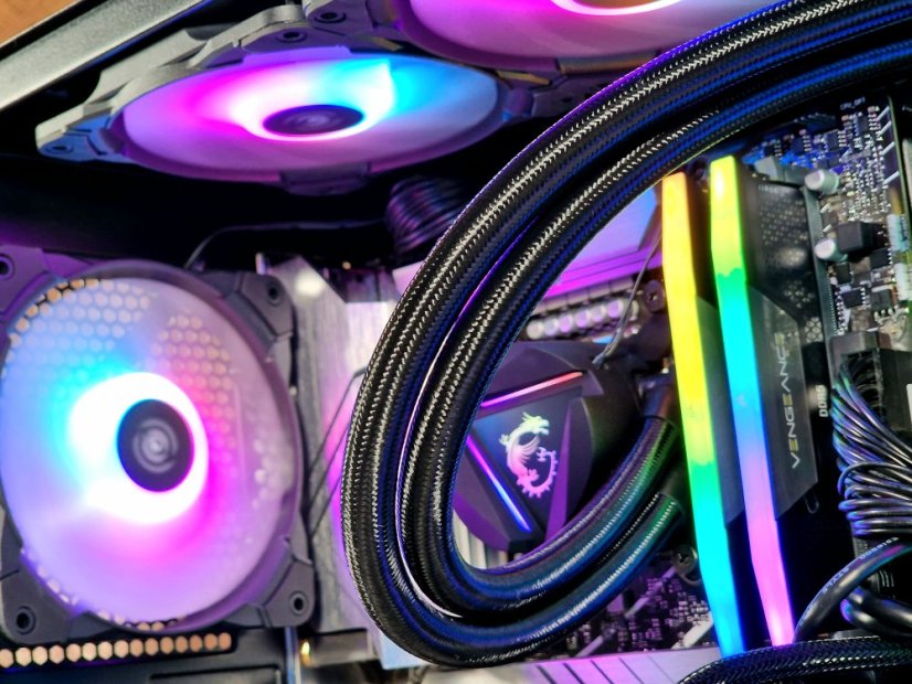 Komputer do gier z kartą graficzną RTX 4060 | RTX 4060 Ti