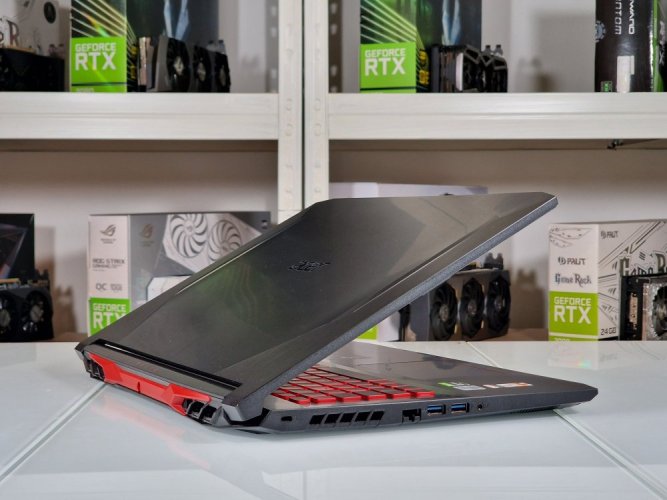Laptop gamingowy Acer Nitro 5 - ZÁRUKA 12M | 17,3" 120Hz | Intel Core i5-10300H | GTX 1650 Ti | 16 GB | 1000 SSD | WIN11