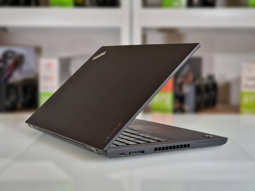 Notebook Lenovo ThinkPad A485 • ZÁRUKA 12M • 14 FHD • AMD Ryzen 5 • AMD Radeon Vega • 16 GB DDR4 • 256 SSD • WIN10