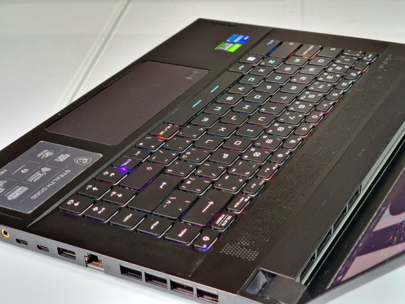 Herný notebook MSI GS66 Stealth • ZÁRUKA 12M • 15,6 QHD 240Hz • Intel Core i7-12700H • 32 GB DDR5 • RTX 3070Ti 8GB • 1 TB SSD