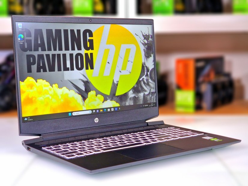Gaming Laptop HP Gaming 15 • GARANTIE 12M • 15,6 FullHD • Intel Core i5-10300H • GTX 1650 • 16GB • 512 SSD • WIN11