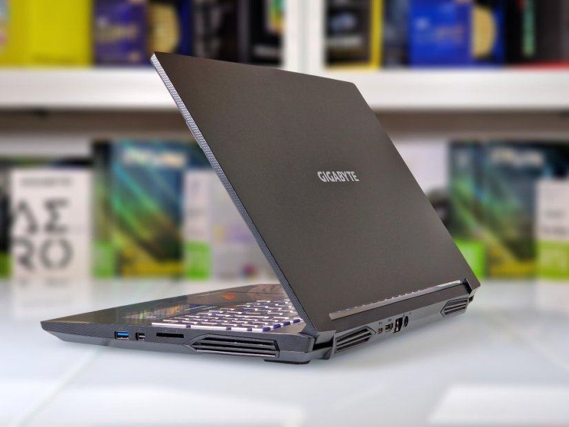 Gaming Notebook GIGABYTE G5 • GARANTIE 12M • 15,6 144Hz • Intel Core i5-10500H • RTX 3060 6GB • 16GB • 512GB SSD • WIN11