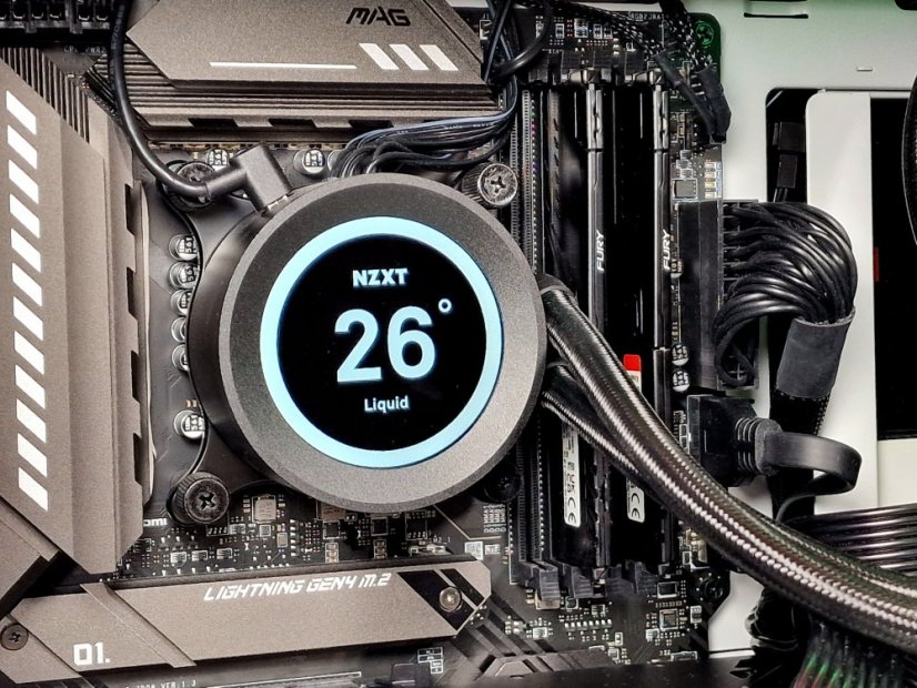 Gaming PC compraider CONFIG Gebraucht - ZÁRUKA 24M | Intel Core i7-10700KF + AIO RGB KRAKEN | RTX 3090 24GB | 32 GB | 1 TB SSD | WIN11