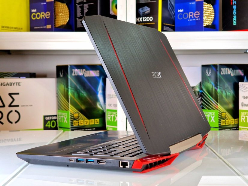 Herní notebook Acer Aspire VX • ZÁRUKA 12M • 15,6 FHD • Intel Core i5-7300HQ • GTX 1050 4GB • 12 GB • 128 SSD+1 TB HDD • WIN11