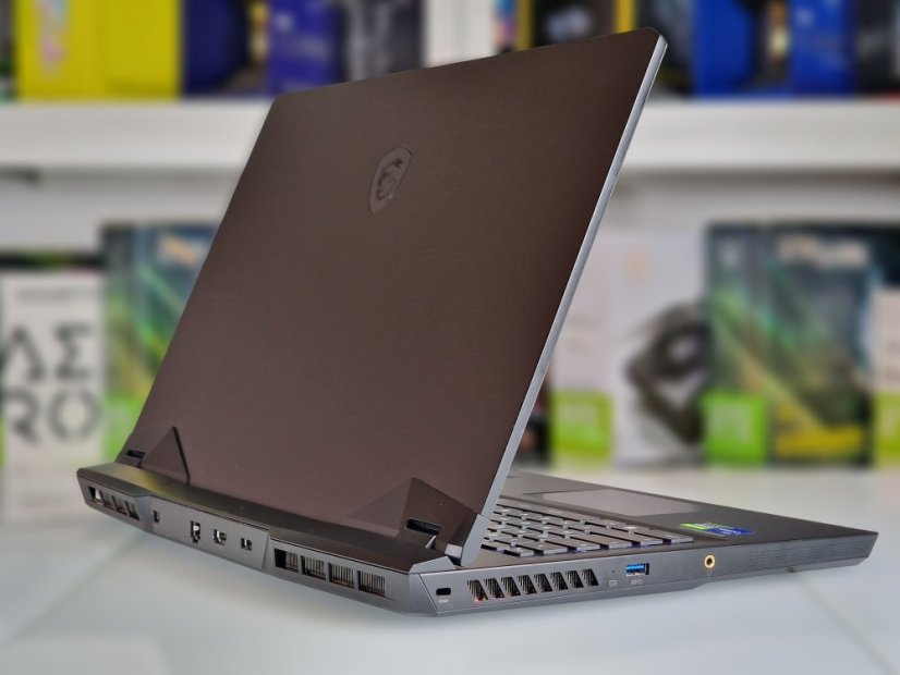 Herný notebook MSI LEOPARD GP76  • ZÁRUKA 12M • 17,3 240Hz • Intel Core i7-11800H • RTX 3070 8GB • 16 GB • 512 SSD • WIN11
