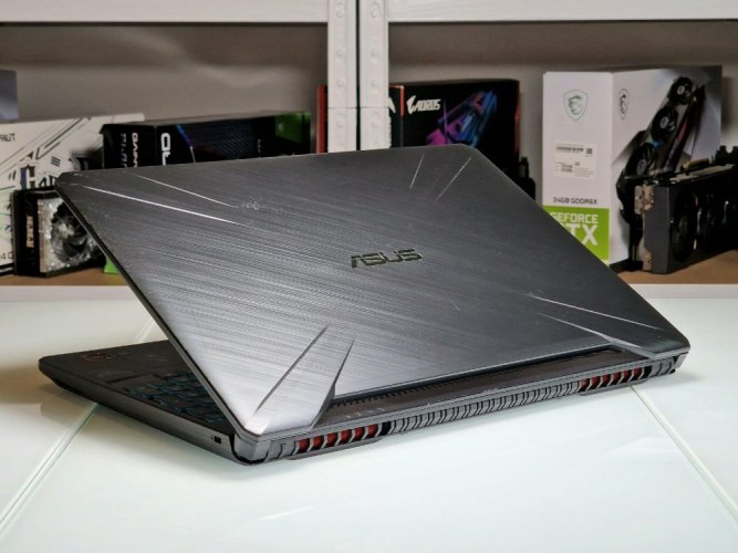 Herní notebook ASUS TUF Gaming - ZÁRUKA 12M | AMD Ryzen 5 | GTX 1050 | 20 GB | 256 SSD + 1TB HDD