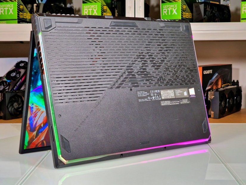 Herný notebook ASUS RoG Strix G17 - ZÁRUKA 12M  | 17,3" 144 Hz | Intel Core i7-10750H | GTX 1660 Ti 6GB | 16GB | 512 GB SSD